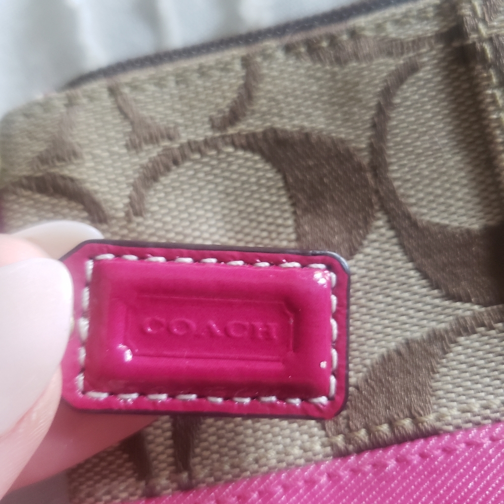 Coach Wristlet - Picture 3 of 4